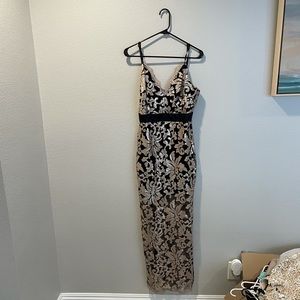 Venus NWT size 12 black and gold sequined long low back dress